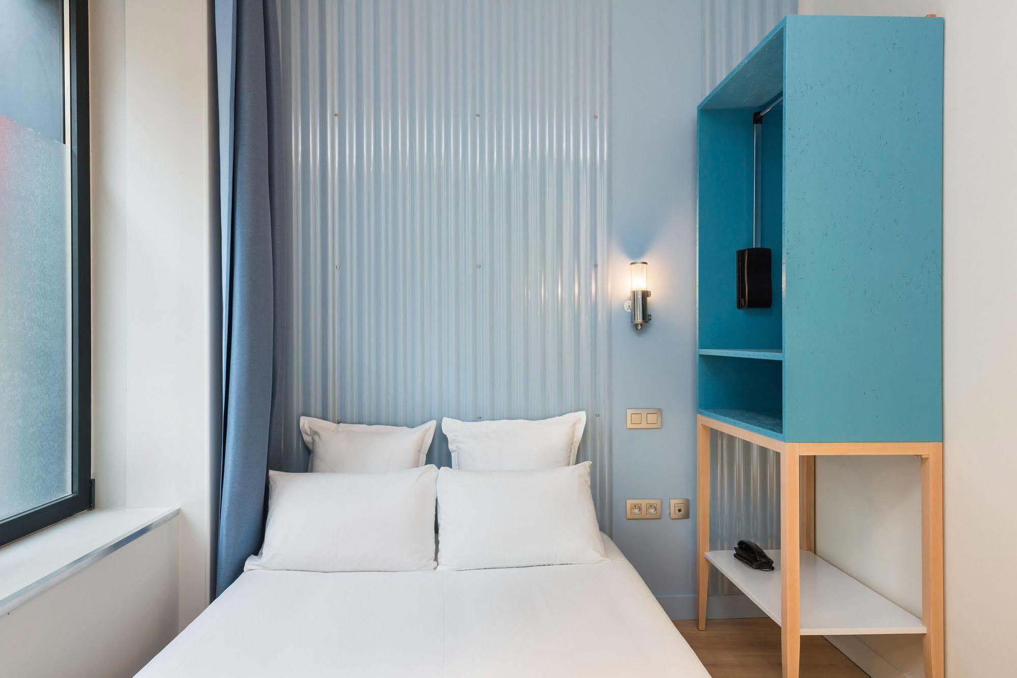 Hostel Ozz Nice Ngoại thất bức ảnh